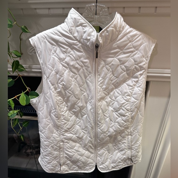 Eddie Bauer White Quilted Vest - Picture 1 of 4
